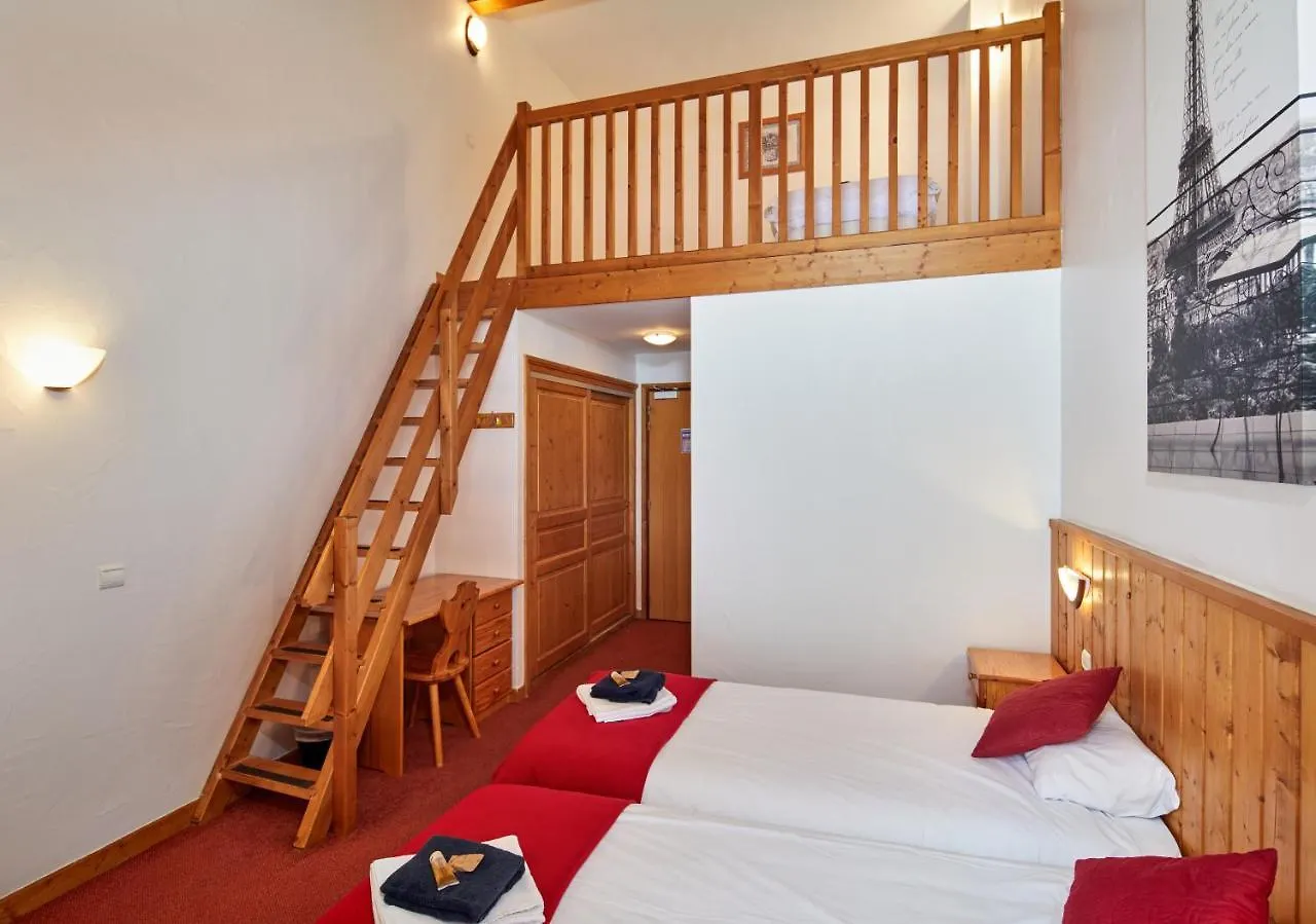 Hotel La Foret Peisey-Nancroix 0*,